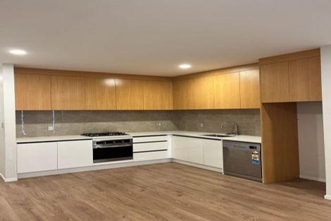 Photo of property in 35 Red Hills Road, Massey, Auckland, 0614