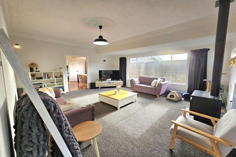 Photo of property in 14 Darnell Street, Fitzroy, New Plymouth, 4312