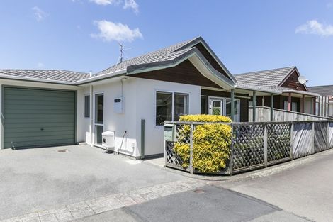 Photo of property in 30 Macalister Place, Miramar, Wellington, 6022