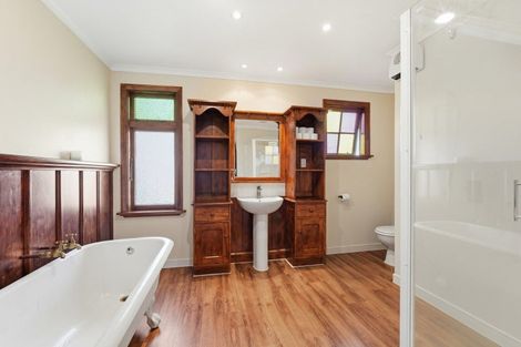 Photo of property in 118 Mclean Street, Woodville, 4920