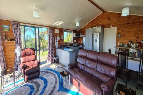 Photo of property in 104 Wearmouth Road, Paparoa, 0571