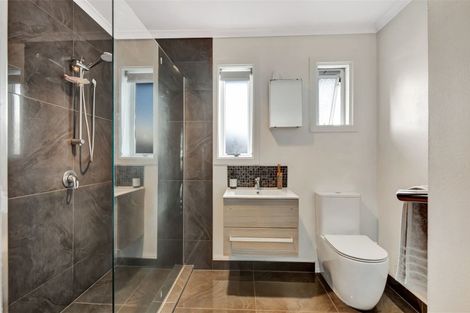 Photo of property in 3 Finsbury Street, Islington, Christchurch, 8042