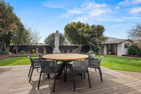 Photo of property in 7 Veitches Road, Casebrook, Christchurch, 8051