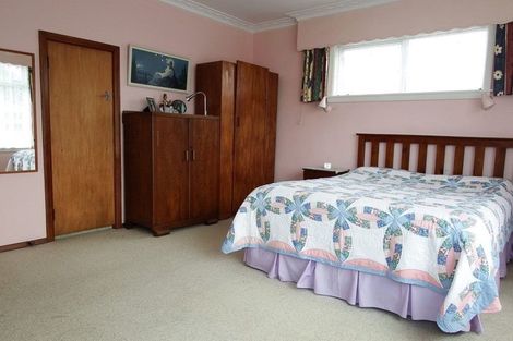 Photo of property in 30 Hamlet Street, Stratford, 4332