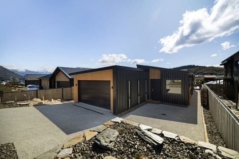Photo of property in 65 Farrant Drive, Wanaka, 9305