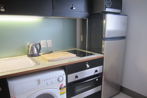 Photo of property in Urbane Apartments, 24/29 Webb Street, Mount Cook, Wellington, 6011