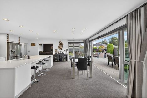 Photo of property in 5 Reka Street, Parklands, Christchurch, 8083