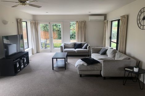 Photo of property in 617f1- Fergusson Drive, Trentham, Upper Hutt, 5018