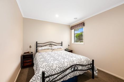 Photo of property in 21 Resolution Drive, Whitby, Porirua, 5024