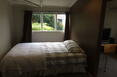 Photo of property in 13 Taioma Crescent, Te Atatu Peninsula, Auckland, 0610