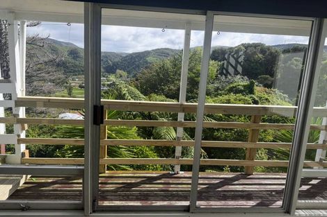 Photo of property in 74 Holborn Drive, Stokes Valley, Lower Hutt, 5019