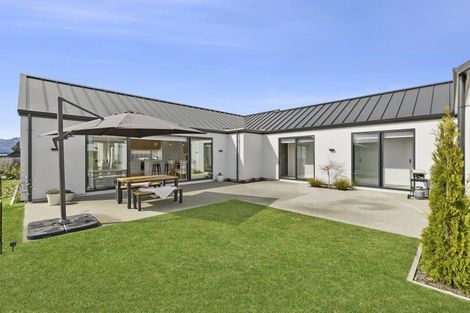 Photo of property in 47 Pounamu Avenue, Albert Town, Wanaka, 9305