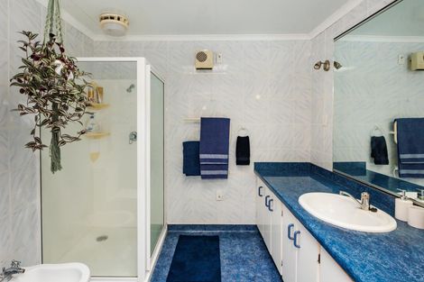 Photo of property in 158 Turitea Road, Fitzherbert, Palmerston North, 4472