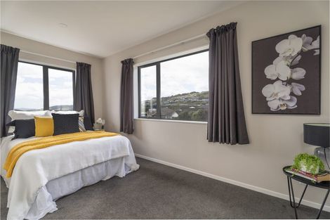 Photo of property in 213 Mark Avenue, Grenada Village, Wellington, 6037