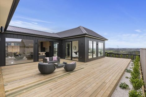 Photo of property in 25 Anehana Place, Stanmore Bay, 0932