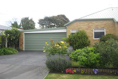 Photo of property in 15 Bradford Avenue, Sydenham, Christchurch, 8023
