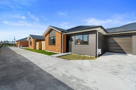 Photo of property in 324u3 Cambridge Road, Hillcrest, Hamilton, 3216