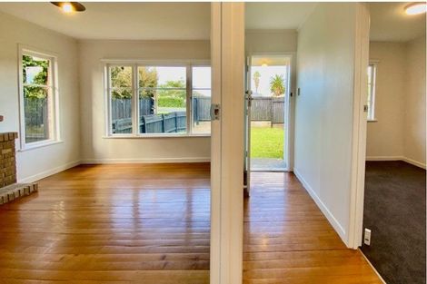 Photo of property in 626 Te Atatu Road, Te Atatu Peninsula, Auckland, 0610