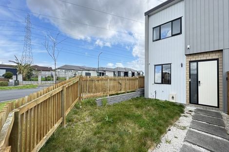 Photo of property in 2 Freshland Drive, Flat Bush, Auckland, 2019