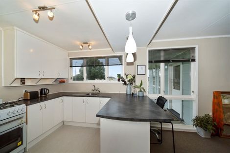 Photo of property in 25 Kamahi Avenue, Hawera, 4610