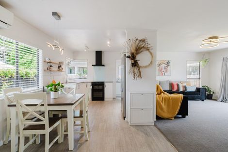 Photo of property in 10 Ensign Place, Flagstaff, Hamilton, 3210