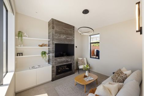 Photo of property in 8 Caldberg Close, Westmorland, Christchurch, 8025