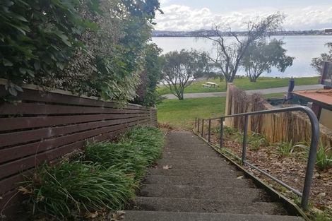 Photo of property in 7 Kathleen Place, Rainbow Point, Taupo, 3330