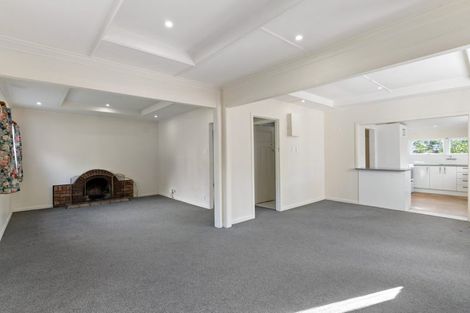 Photo of property in 692 Beach Road, Browns Bay, Auckland, 0630