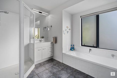 Photo of property in 107r Panorama Drive, Welcome Bay, Tauranga, 3175