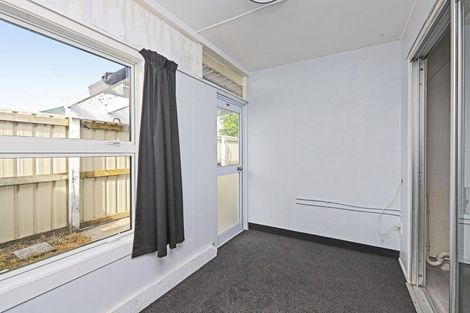 Photo of property in 2/69 Meeanee Road, Taradale, Napier, 4112