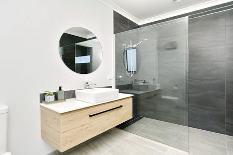 Photo of property in 33 Highgate Drive, Rangiora, 7400