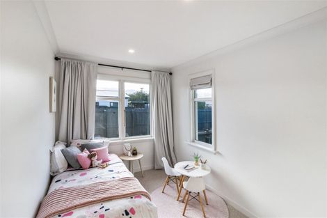 Photo of property in 98 Amyes Road, Hornby, Christchurch, 8042