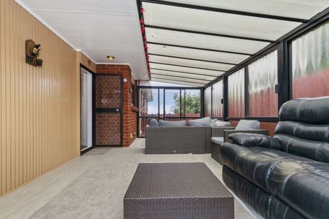 Photo of property in 11a Orewa Heights Crescent, Orewa, 0931