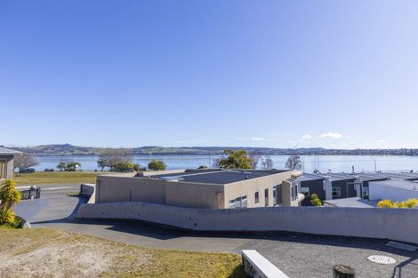 Photo of property in 380 Lake Terrace, Two Mile Bay, Taupo, 3330