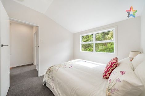 Photo of property in 40a Viewmont Drive, Harbour View, Lower Hutt, 5010