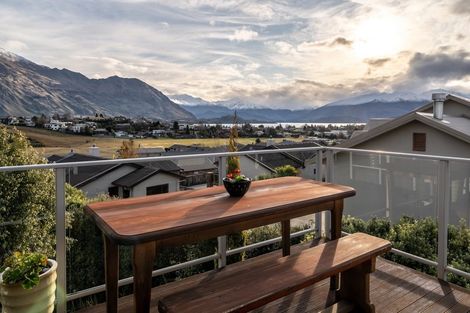 Photo of property in 109b Kings Drive, Wanaka, 9305