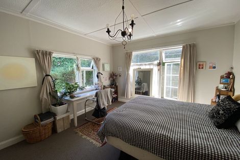 Photo of property in 49 Pembroke Road, Northland, Wellington, 6012
