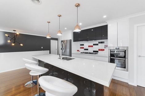 Photo of property in 18 Rochdale Drive, Churton Park, Wellington, 6037