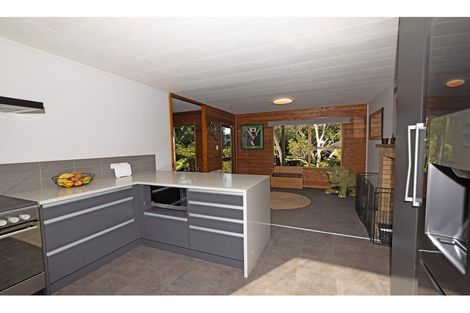 Photo of property in 31 Hartley Terrace, Massey, Auckland, 0614