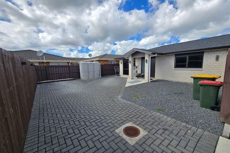 Photo of property in 5b Von Sturmer Street, Mangere East, Auckland, 2024