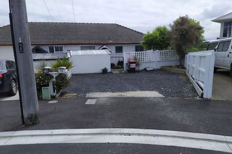 Photo of property in 16 Milford Avenue, Calton Hill, Dunedin, 9012