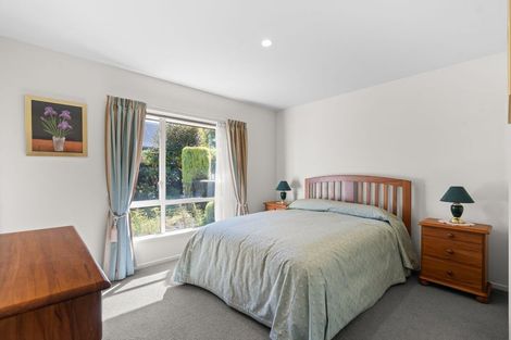 Photo of property in 5 Amesbury Mews, Avonhead, Christchurch, 8042