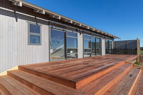 Photo of property in 133b Muhunoa Road East, Ohau, 5570