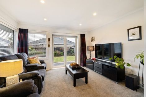 Photo of property in 2/172 Cashmere Road, Hoon Hay, Christchurch, 8025
