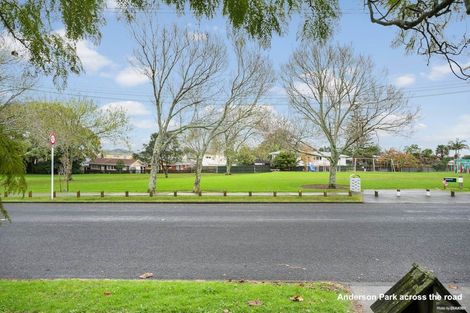 Photo of property in 4/3a Grande Vue Road, Manurewa, Auckland, 2102