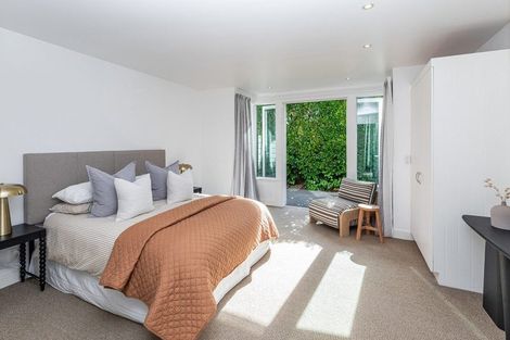 Photo of property in 3 Wherstead Road, Cashmere, Christchurch, 8022