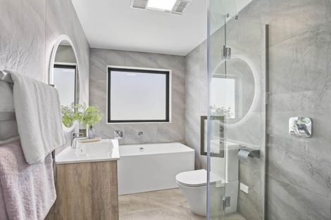 Photo of property in 14b Galsworthy Place, Bucklands Beach, Auckland, 2014