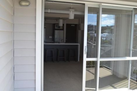 Photo of property in 8f Finlay Terrace, Mount Cook, Wellington, 6021