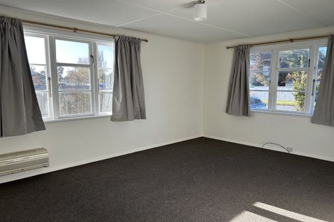 Photo of property in 21 Bateman Avenue, Bryndwr, Christchurch, 8053