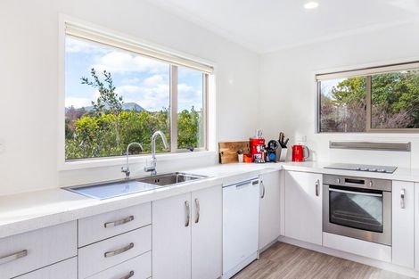 Photo of property in 7 Pipi Street, Two Mile Bay, Taupo, 3330